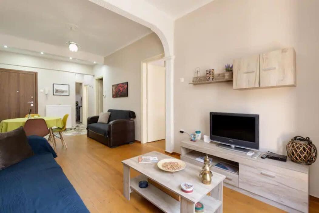 Private Pristine Balcony Home- Heart Of The Center Salonic Exterior foto