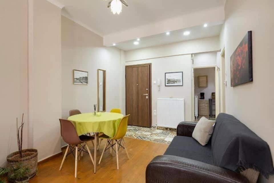 Private Pristine Balcony Home- Heart Of The Center Salonic Exterior foto